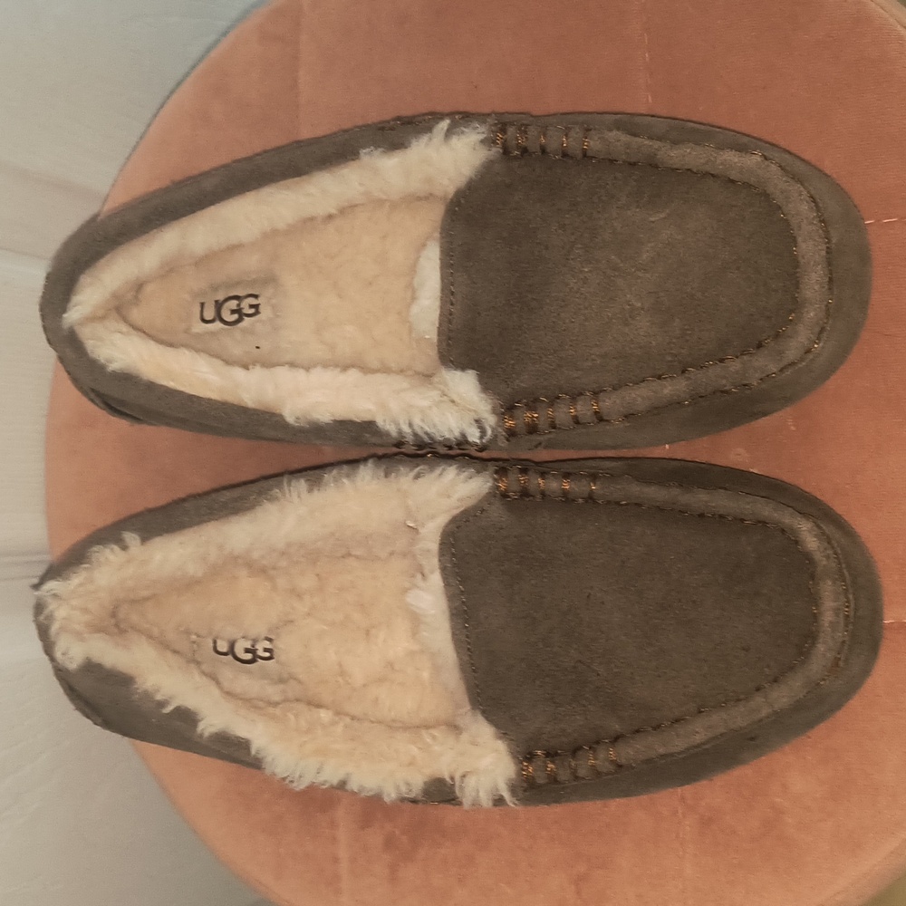 UGG Women's Ansley Sheepskin Suede Slippers Size 8 Espresso - Picture 2 of 7